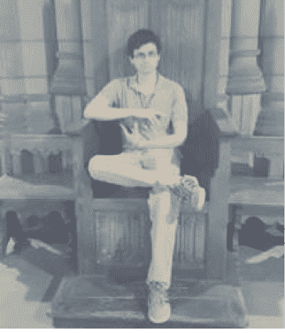 admin-ajax (18) black and white of man sitting in wooden chair
